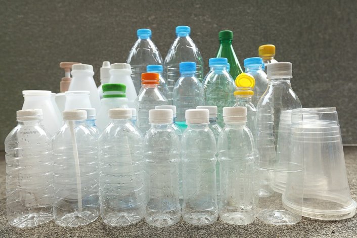 リサイクル　ペットボトル　プラスチック