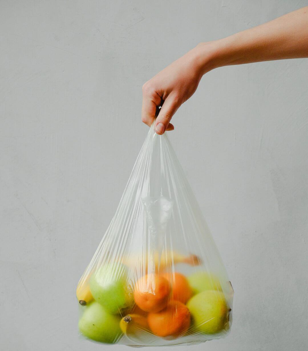 環境問題で注目のプラスチック｜問題点と作り方を解説！